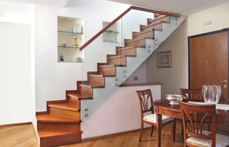 RIVESTIMENTO MOD. VANESSA GRADINO + SOTTOGRADO + BATTISCOPA RAMPANTINO (2)