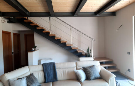 SCALA A GIORNO MOD. GIOSIANA + BALAUSTRA MOD. FILOMENA INOX 3 TONDINI (6) copia