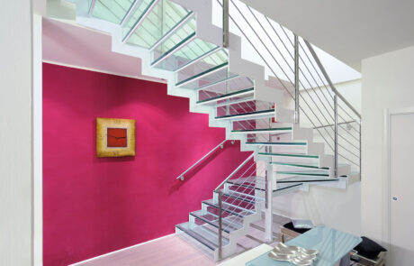 SCALA A GIORNO MOD. REBECCA CON GRADINI IN VETRO + BALAUSTRAMOD,. FILOMENA INOX copia